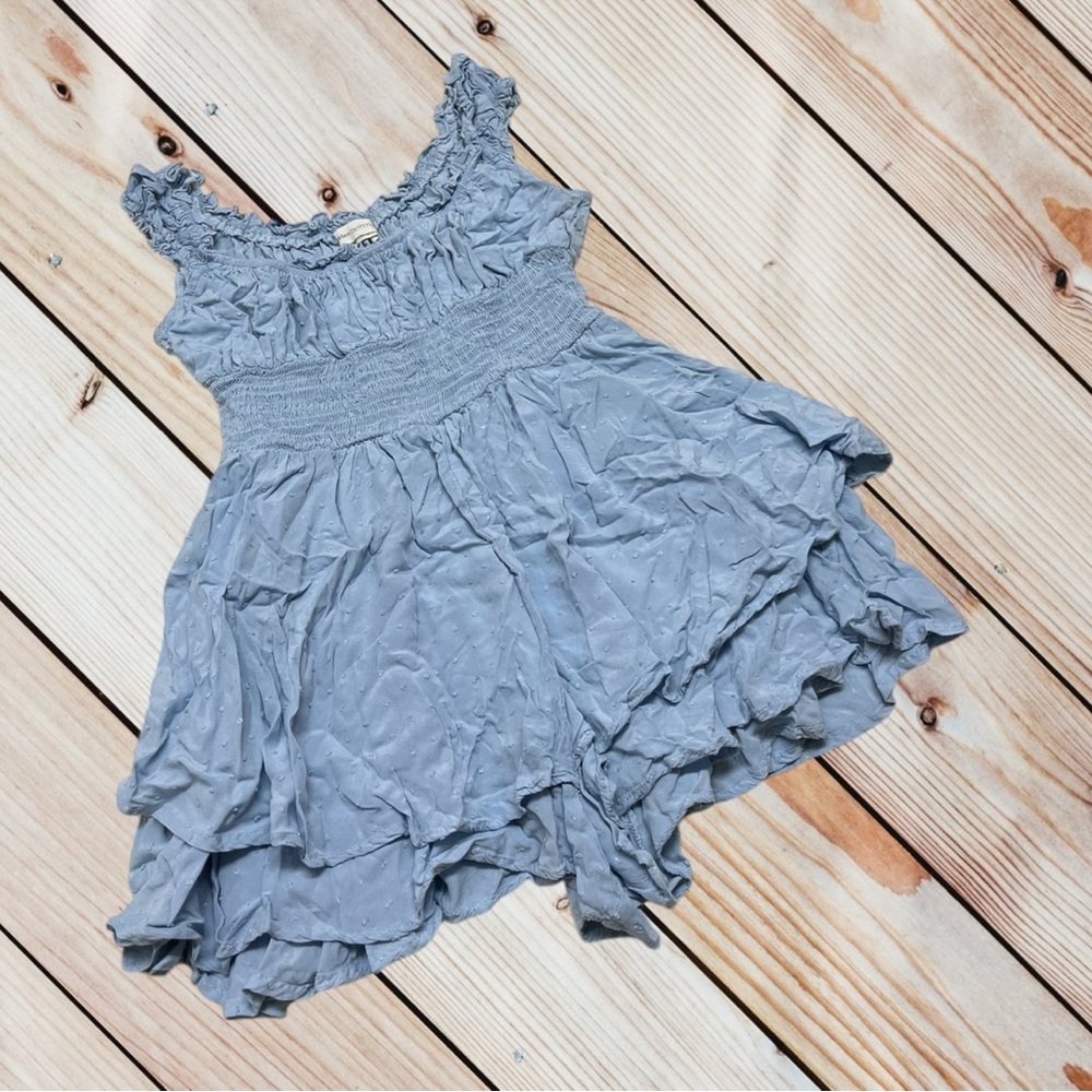 Urban Outfitters S blue smocked tiered romper - Picture 2 of 9